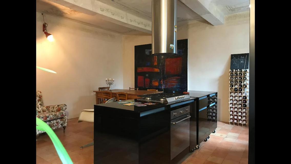 Casa Luminosa Con Giardino In Centro Storico Apartamento Reggio Emilia Exterior foto